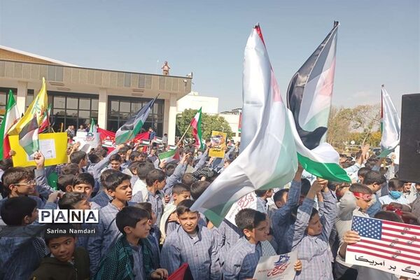 قلب دانش‌آموزان ایرانی برای کودکان مظلوم غزه می‌تپد