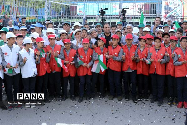 آیین آغاز مسابقات ورزشی دانش‌آموزان سراسر کشور به میزبانی آموزش و پرورش منطقه9 شهر تهران