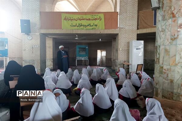 اهمیت و توجه به نماز جماعت  در مسجد جامع هرات