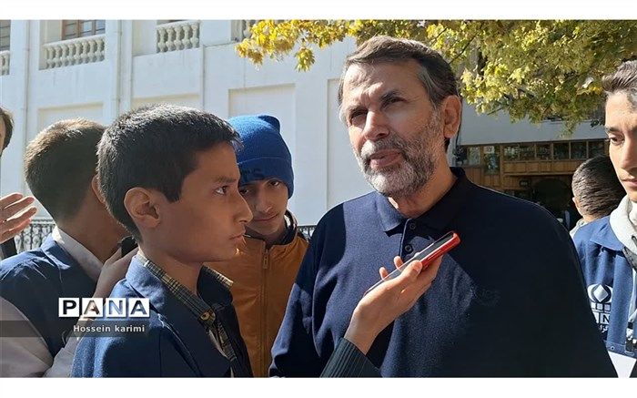 برای کار در رسانه باید دانش نوجوانان افزایش یابد