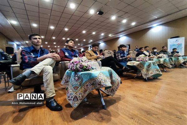 کارگاه آموزش خبرنویسی در اردوی ملی خبرگزاری پانا ویژه پسران