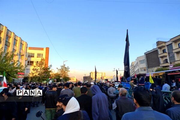تجمع مردم تهران علیه جنایات رژیم صهیونسیتی در میدان انقلاب