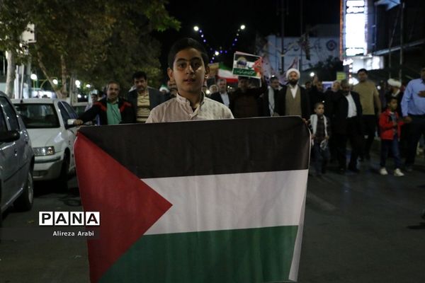 خروش مردم کاشمر در محکوم کردن جنایت جنگی وحوش صهیونیستی