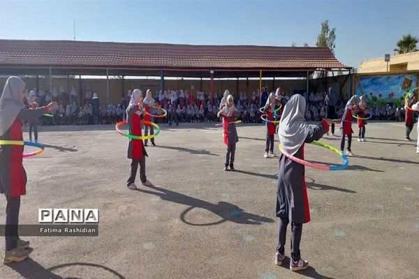 المپیاد ورزشی دورن مدرسه‌ای دانش‌آموزان بافق