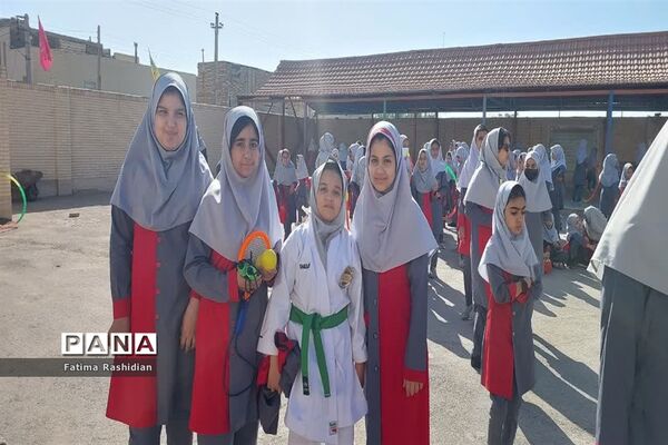 المپیاد ورزشی دورن مدرسه‌ای دانش‌آموزان بافق