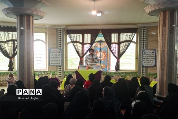 اولین جلسه مجمع عمومی و انتخابات انجمن اولیا و مربیان در دبیرستان حضرت خدیجه(س)