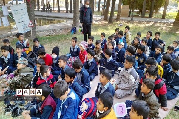 اردوی دبستان نواب صفوی جاجرم به‌مناسبت هفته سلامت و روان