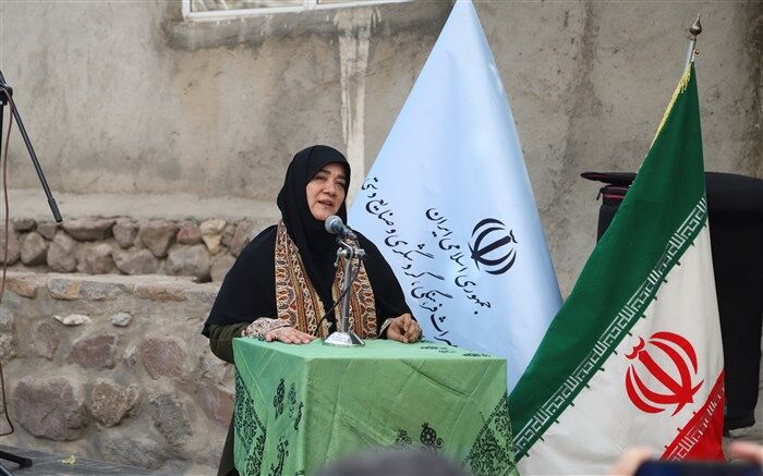 معیشت عزت آفرین کشور در گرو اقتصاد فرهنگ است