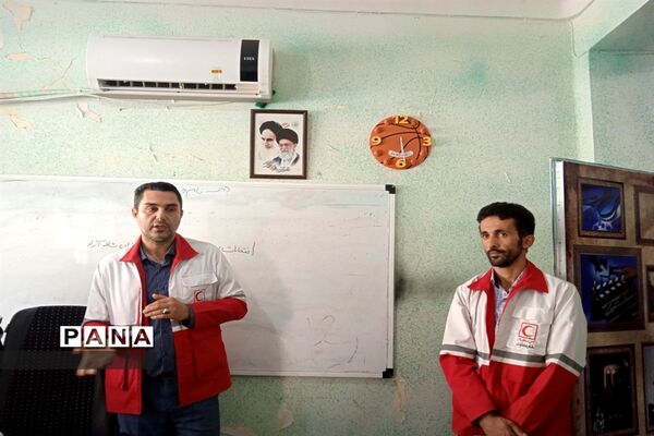 اولین دوره انتخابات کانون شورای اجرایی هلال احمر جوانان در محمودآباد