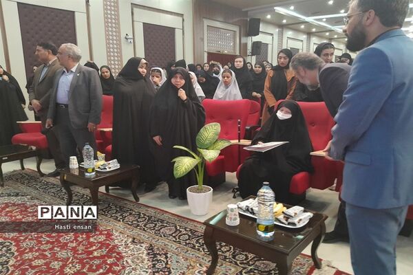 برگزاری مراسم تقدیر از دانش‌آموزان منتخب مسابقات فرهنگی هنری ناحیه ۷