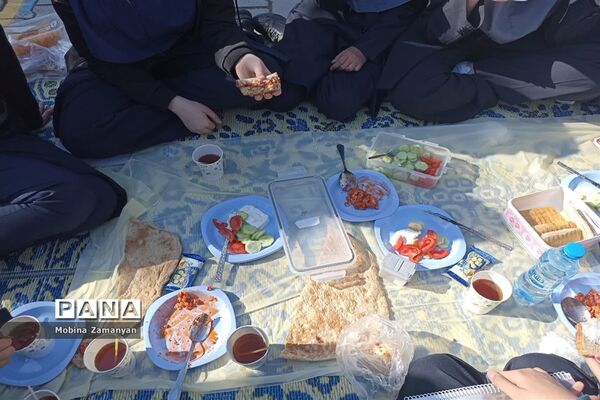 روز جهانی غذا در دبیرستان شاهد شهید حمامی