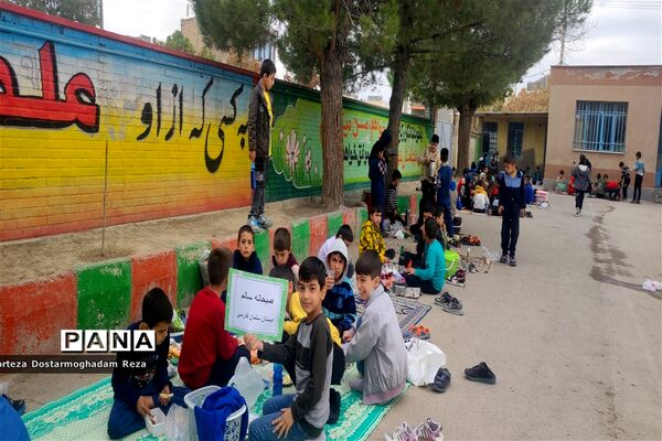 صبحانه سلامت در دبستان پسرانه سلمان فارسی شهرستان شیروان