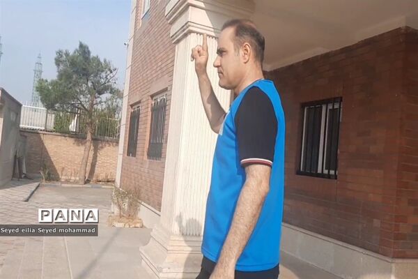 هفته تربیت بدنی و ورزش در دبیرستان مینو نیک‌نیان قیامدشت