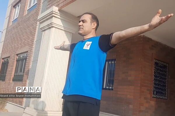 هفته تربیت بدنی و ورزش در دبیرستان مینو نیک‌نیان قیامدشت