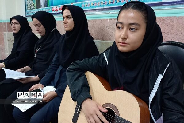 اجرای برنامه بهداشت‌روان در دبیرستان نشاط بهارستان‌2