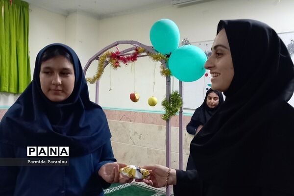 اجرای برنامه بهداشت‌روان در دبیرستان نشاط بهارستان‌2
