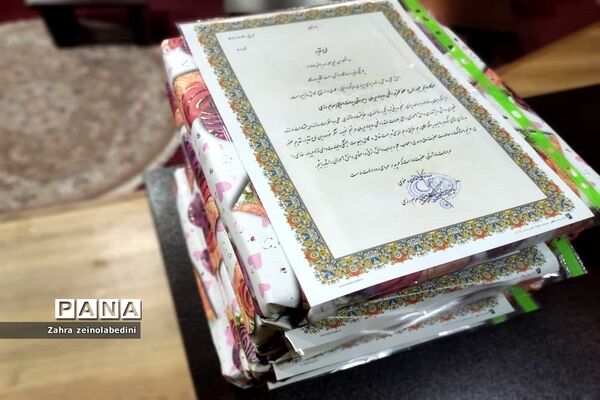 جلسه انجمن اولیاءدر دبیرستا‌ن‌های شیراز