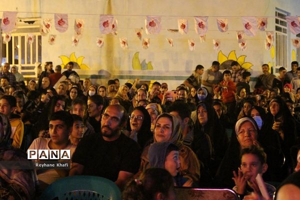 چهارمین جشنواره انار در روستای هدف گردشگری توچال