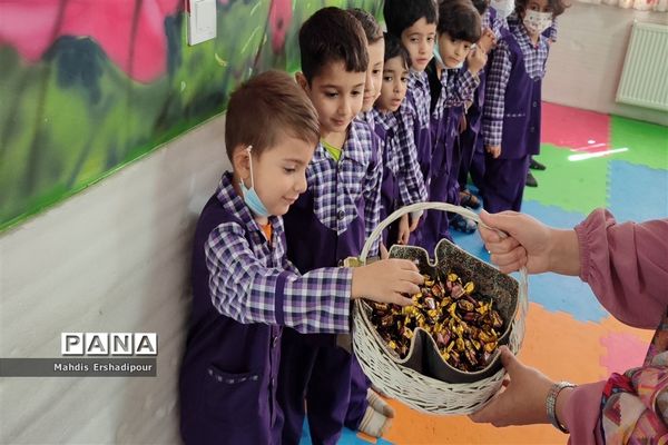 برگزاری اجرای مانور زلزله در مهد قرآنی شهرک شهید درخشان