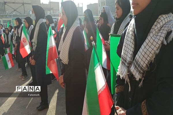 برگزاری مراسم حمایت از مردم فلسطین در دبیرستان طباطبایی کاشمر
