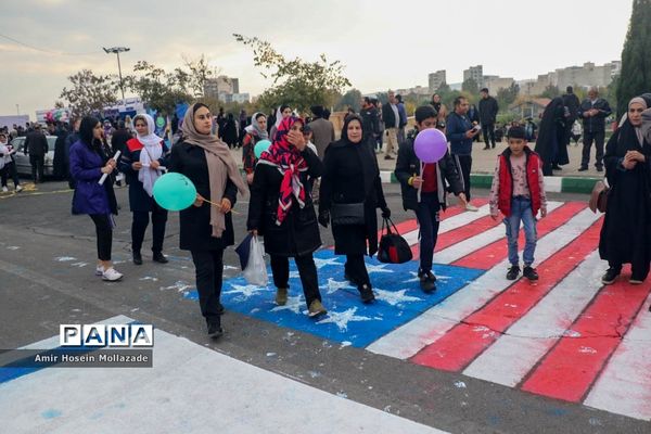 همایش پیاده‌روی خانوادگی در ارومیه