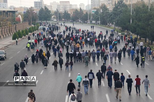 همایش پیاده‌روی خانوادگی در ارومیه