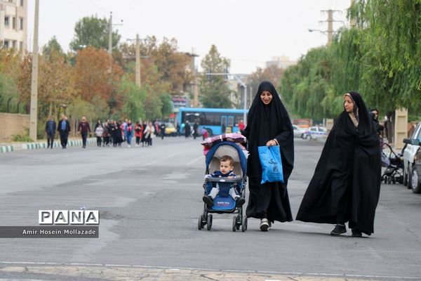 همایش پیاده‌روی خانوادگی در ارومیه