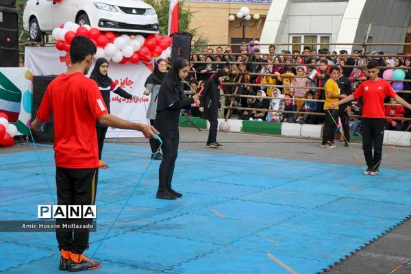 همایش پیاده‌روی خانوادگی در ارومیه