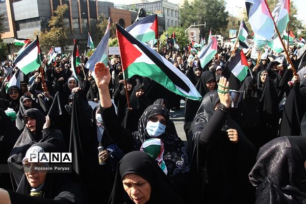 اجتماع بزرگ مادران و کودکان در حمایت از مردم فلسطین