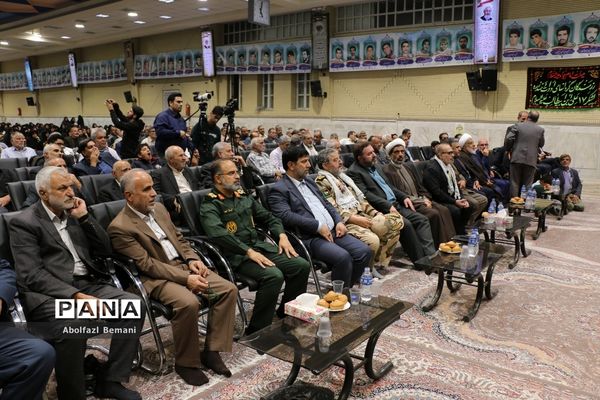 گرامیداشت یاد و خاطره شهدای گردان‌های ادوات لشکر 17 قم