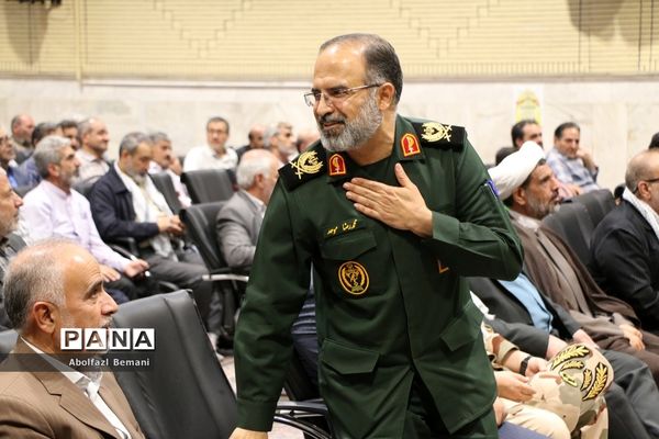 گرامیداشت یاد و خاطره شهدای گردان‌های ادوات لشکر 17 قم