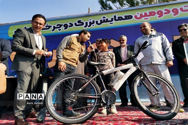 همایش بزرگ دوچرخه سواری در «بناب» شهر دوچرخه ایران