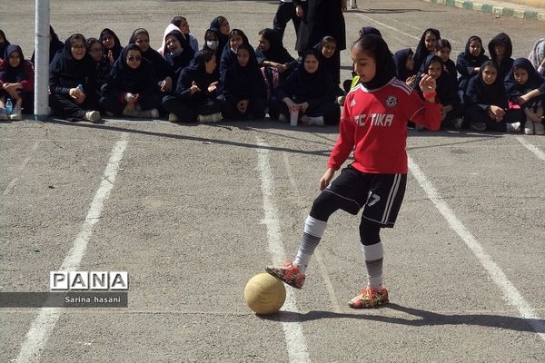 المپیاد ورزشی در دبیرستان آزاده رودهن