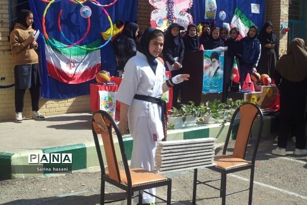 المپیاد ورزشی در دبیرستان آزاده رودهن