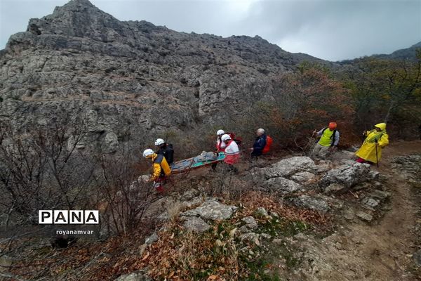 عملیات نجات جان  کوهنورد مصدوم درارتفاعات یامان داغی توسط نجاتگران جمعیت هلال احمر شهرستان مانه وسملقان