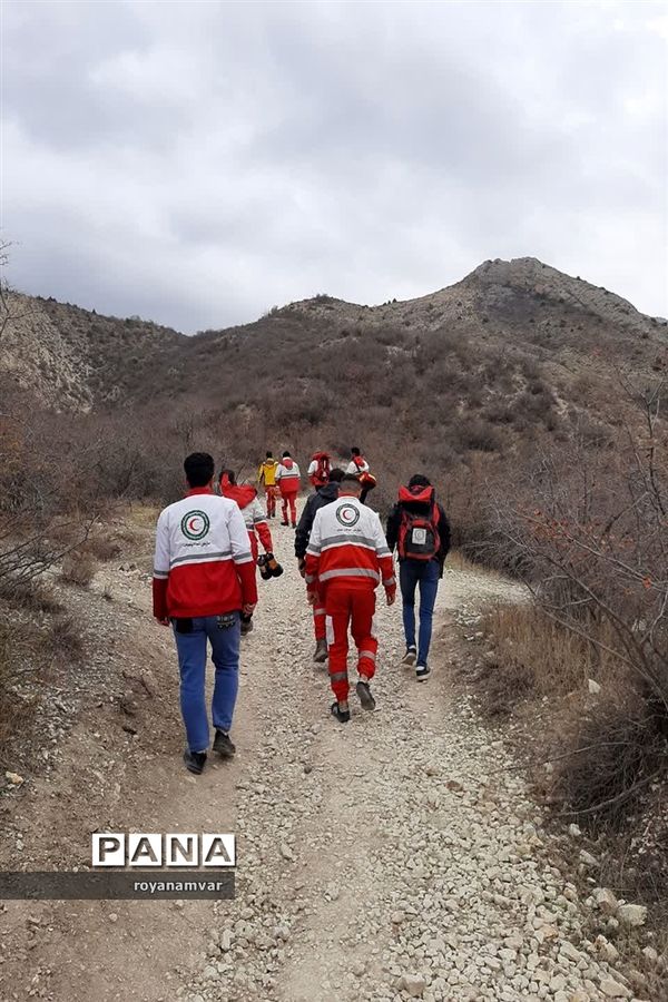 عملیات نجات جان  کوهنورد مصدوم درارتفاعات یامان داغی توسط نجاتگران جمعیت هلال احمر شهرستان مانه وسملقان