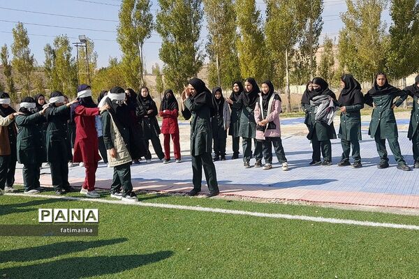 اردوی یک‌روزه علمی تربیتی دانش‌آموزان دبیرستان شهید سردار سلیمانی شهرستان فیروزکوه در اردوگاه نور