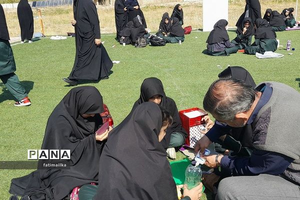 اردوی یک‌روزه علمی تربیتی دانش‌آموزان دبیرستان شهید سردار سلیمانی شهرستان فیروزکوه در اردوگاه نور
