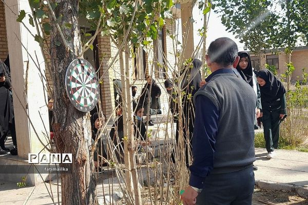 اردوی یک‌روزه علمی تربیتی دانش‌آموزان دبیرستان شهید سردار سلیمانی شهرستان فیروزکوه در اردوگاه نور