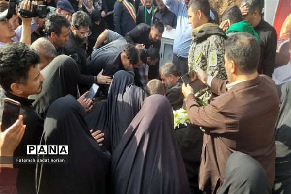 مراسم تشییع پیکر پاک شهید مدافع حرم