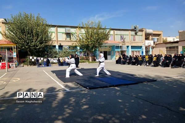 افتتاحیه دومین دوره المپیادورزشی درون‌مدرسه‌ای در اسلامشهر