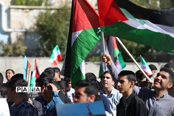 اعلام انزجار دانش‌آموزان شهرکرد  از جنایات اسرائیل