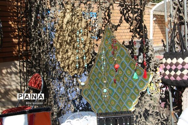 برگزاری مراسم بزرگداشت پیوند اولیا و مربیان در دبستان حضرت معصومه(س) ناحیه‌یک شهرری