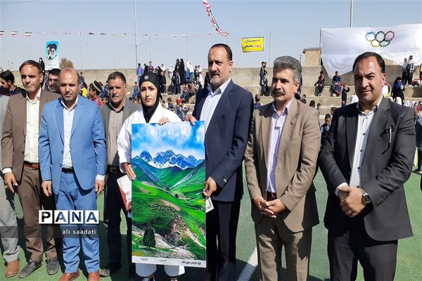 آیین افتتاحیه مسابقات ورزشی دانش‌آموزان شهرستان کلات(یادواره شهدای شهر چنار)طرح امیدستان۱۰۰