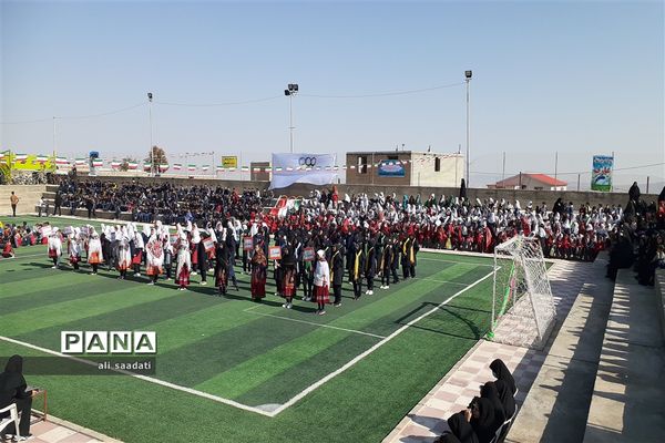 آیین افتتاحیه مسابقات ورزشی دانش‌آموزان شهرستان کلات(یادواره شهدای شهر چنار)طرح امیدستان۱۰۰