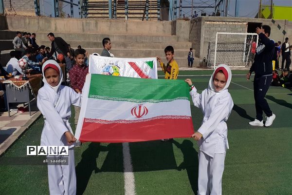 آیین افتتاحیه مسابقات ورزشی دانش‌آموزان شهرستان کلات(یادواره شهدای شهر چنار)طرح امیدستان۱۰۰