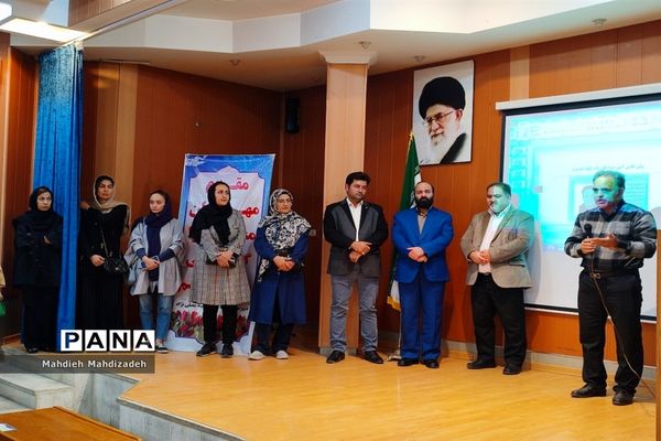 اولین جلسه انتخابات انجمن اولیا و مربیان در دبیرستان آرمینه مصلی نژاد ناحیه ۶ مشهد