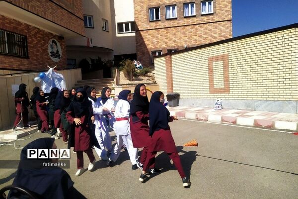 مراسم المپیاد ورزشی درون مدرسه‌ای در دبیرستان دخترانه شهید سردار سلیمانی شهرستان‌فیروزکوه
