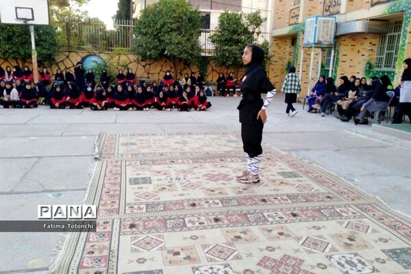 المپیاد ورزشی درون مدرسه‌ای در دبیرستان دخترانه حاج علی اکبر بهادر گراشی