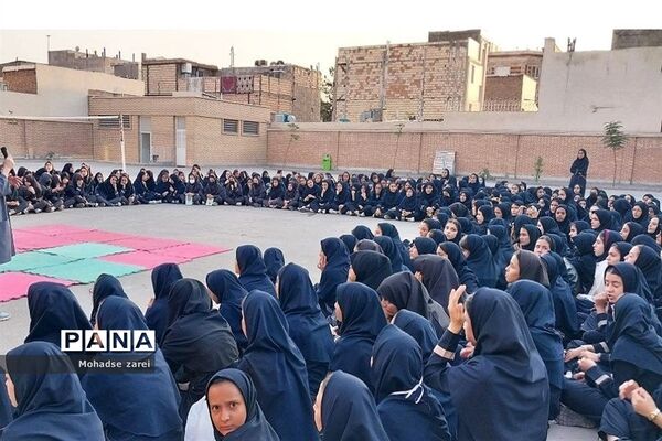 گرامیداشت هفته تربیت بدنی در آموزشگاه عترت شهرستان قرچک